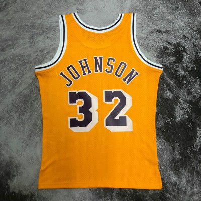 Maglia NBA 32 Magic Johnson Lakers 1984-85 Mitchell & Ness Retro Giallo Stampato